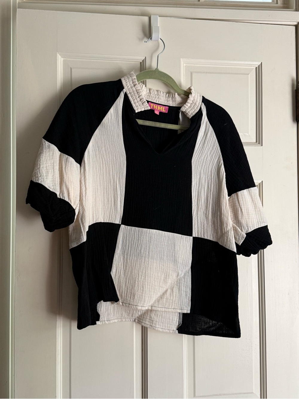 THML Black and White Block Print Short Sleeve Top